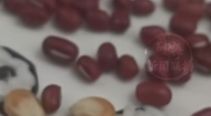 巧手作画迎双庆 同心团结绘佳期 与邻里共赴一场中秋之约