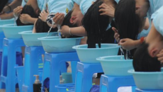 头发到底多久洗一次好？早上洗好，还是晚上洗好？答案……