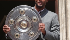 拜仁与主帅孔帕尼续约至2029年