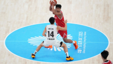 全运会｜香港U22男篮亮相“红馆” 球迷到场激情助威