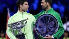 阿尔卡拉斯首夺澳网男单冠军 成就最年轻“全满贯”