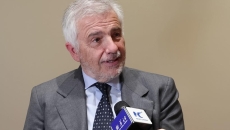 小萨马兰奇连任国际奥委会副主席