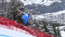 冬奥会 | 高山滑雪“魔鬼”赛道首日训练两人受伤