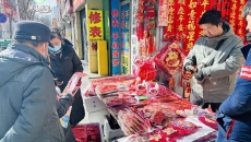 【新春走基层】年味拉满！年货大集火热开启 市井烟火里解锁马年新春氛围