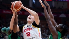 世界杯资格赛中国女篮首战击败马里队