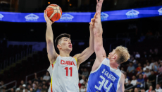 跨越1.4万公里的奔赴——对话中国男篮球员余嘉豪