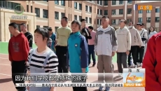 奔跑中藏温柔 坚持中见初心
