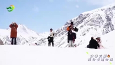 众客云集 岗什卡连心湖