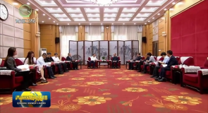 吴晓军与北京语言大学校长段鹏一行座谈