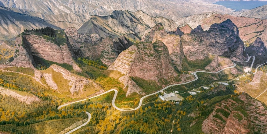 清清黄河丨行走坎布拉